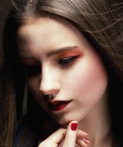 敏感肌向けの顔脂肪吸引後におすすめの化粧品は？