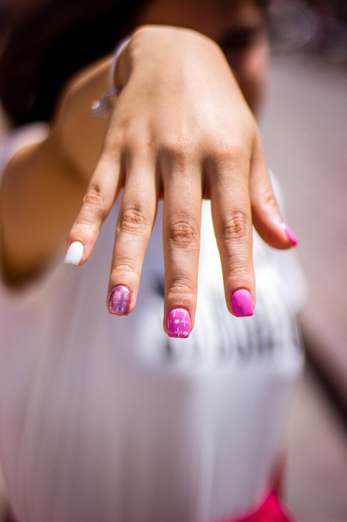 顔の脂肪吸引で帽子を上手に隠す方法は？