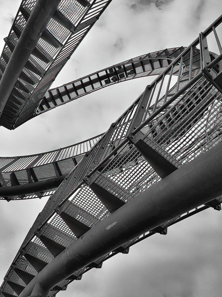 顔脂肪吸引の料金相場を地方と都心で比較するとどれくらい違う？