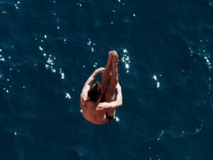 顔脂肪吸引を海外で受けるリスクとは？