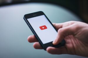 顔脂肪吸引の医師選び方をYouTubeで解説すると何がわかる？
