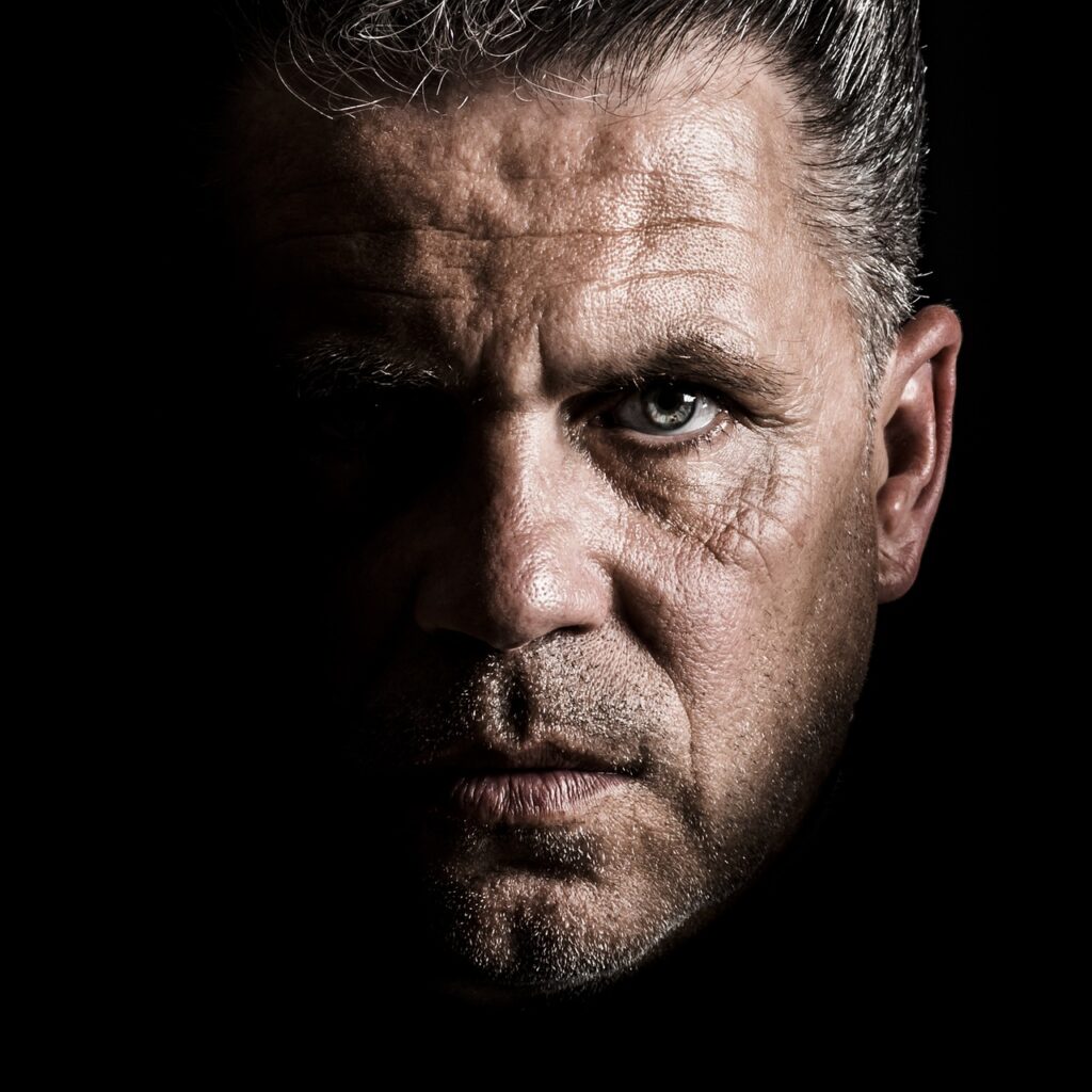 顔の脂肪吸引で取りすぎた場合にたるみが出る条件は？