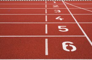 顔脂肪吸引を考える際、ピル服用中の術前に必要な申告は何ですか？